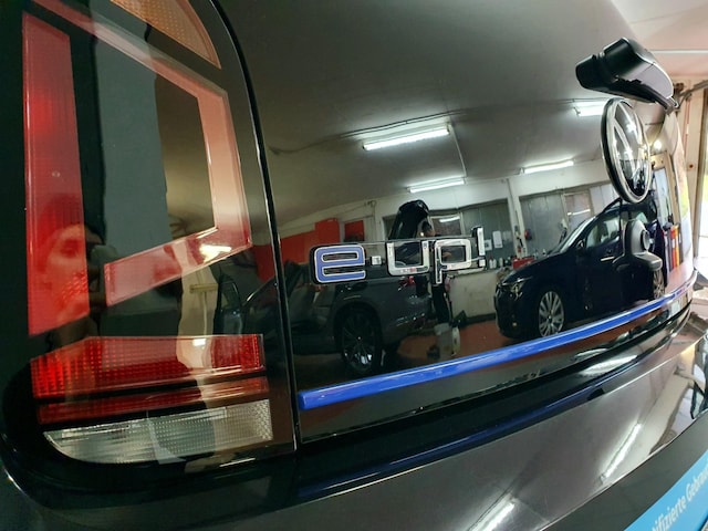 Volkswagen e-up! Plus Style