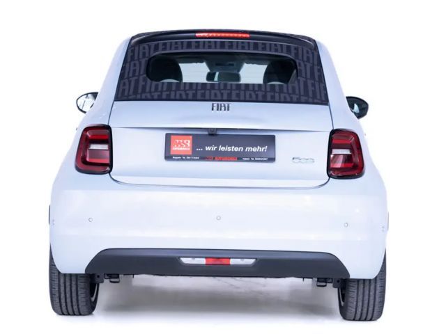 Fiat 500e La Prima by Bocelli