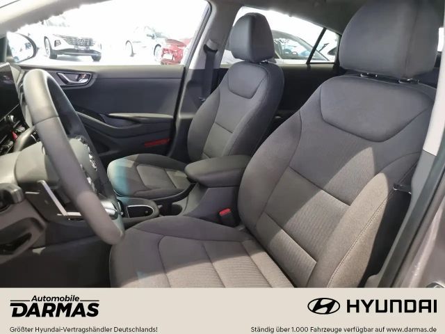 Hyundai Ioniq Hybrid Plug-in Style