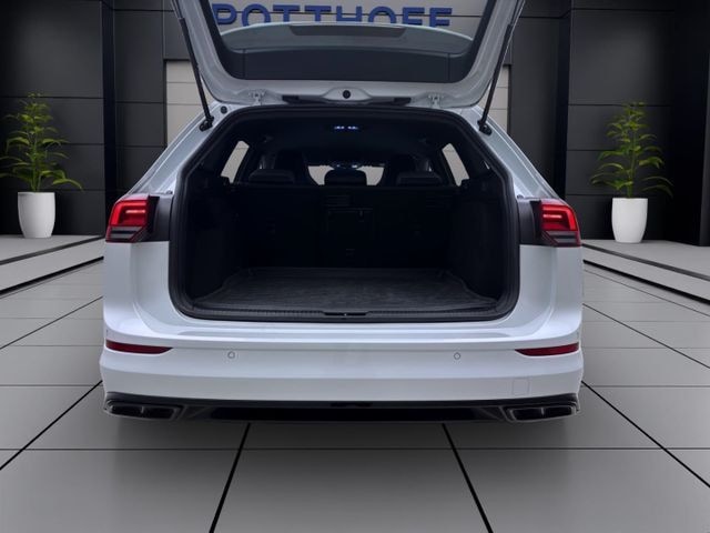 Volkswagen Golf 1.5 eTSI DSG R-Line Variant