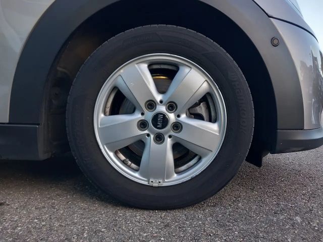 MINI Cooper Essential Trim Navi Connect Tempo DriveAss SHZ