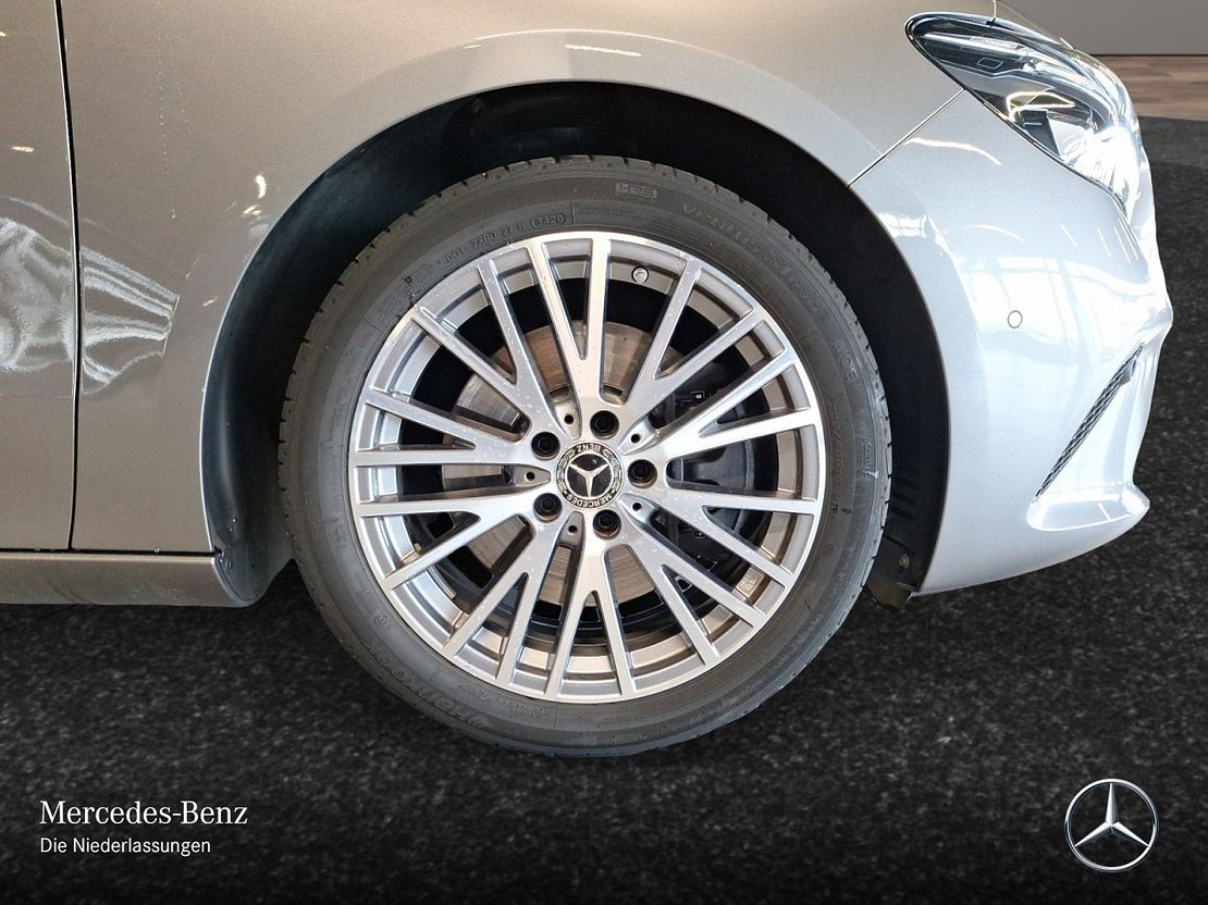 Mercedes-Benz B 250 4MATIC Sedan