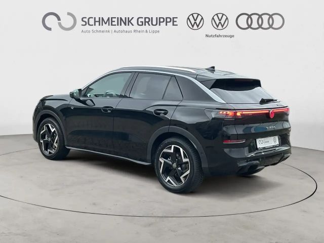 Volkswagen T-Roc 1.5 eTSI DSG R-Line