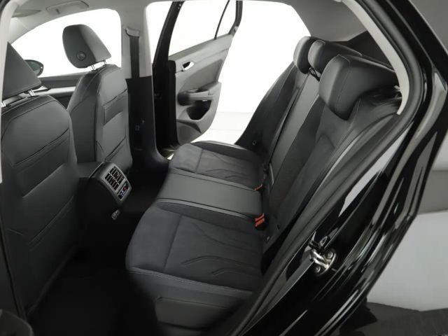 Volkswagen Golf DSG Life