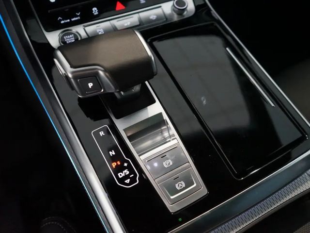 Audi Q8 50 TDI Quattro S-Line