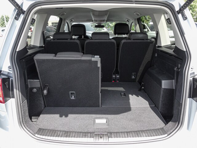 Volkswagen Touran 1.5 TSI DSG