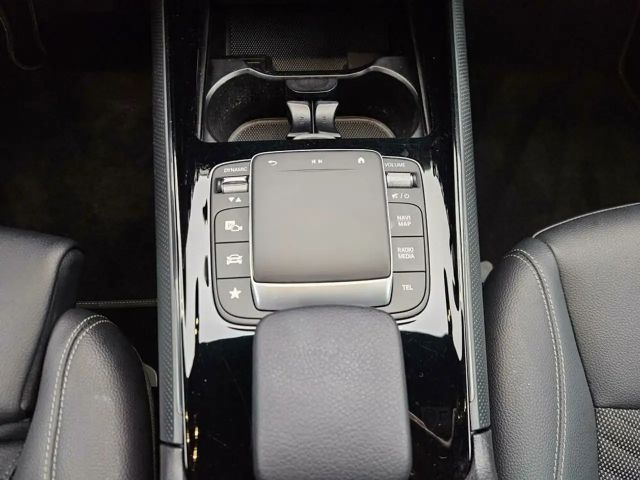 Mercedes-Benz GLA 200 4MATIC GLA 200 d