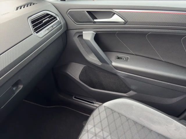 Volkswagen Tiguan 2.0 TSI IQ.Drive R-Line