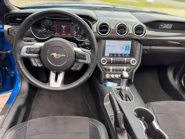 Ford Mustang Convertible GT 5.0 V8