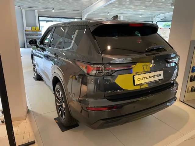 Mitsubishi Outlander PHEV