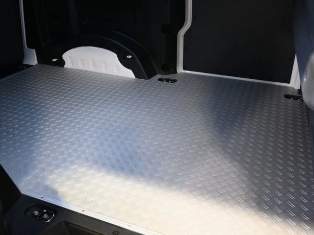 Volkswagen ID.Buzz Cargo 4Motion Pro