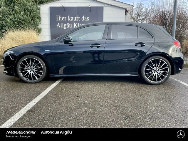 Mercedes-Benz A 200 AMG Line Hatchback