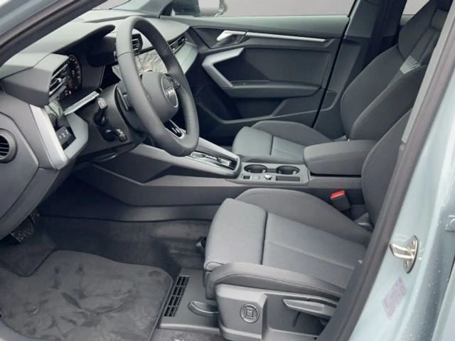 Audi A3 30 TFSI Sedan