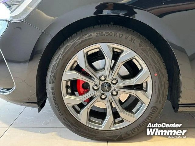 Ford Focus EcoBoost ST Line