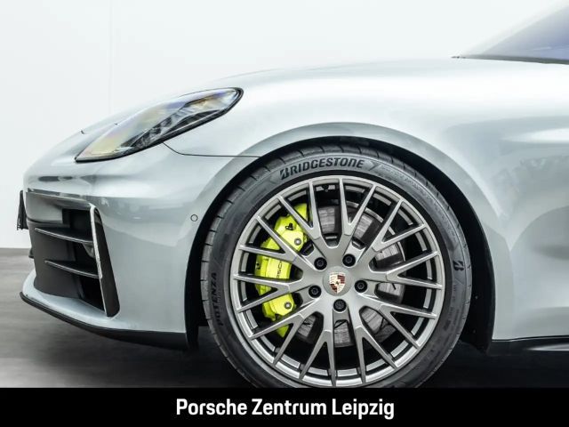 Porsche Panamera 4 E-Hybrid