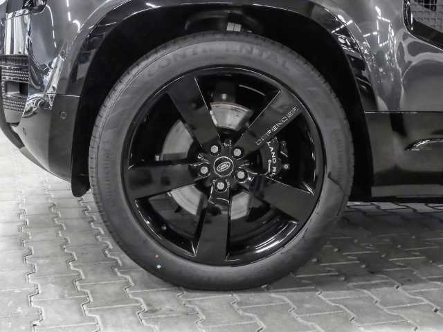 Land Rover Defender P500 X V8