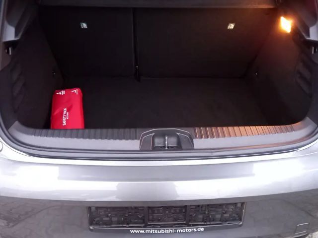 Mitsubishi Colt Hybrid