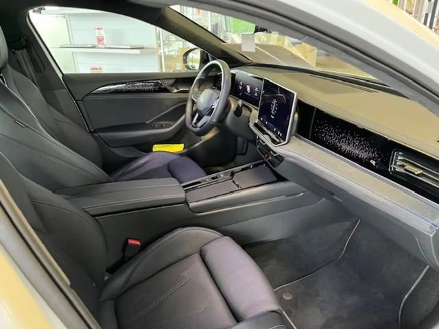 Volkswagen Passat IQ.Drive R-Line Variant