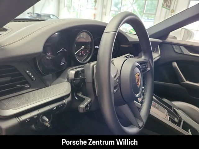 Porsche 992 Carrera Coupé