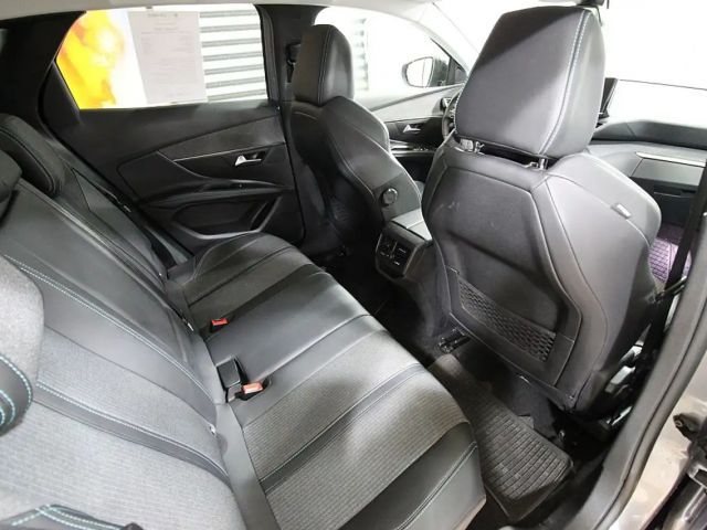 Peugeot 3008 Allure Pack EAT8 PureTech