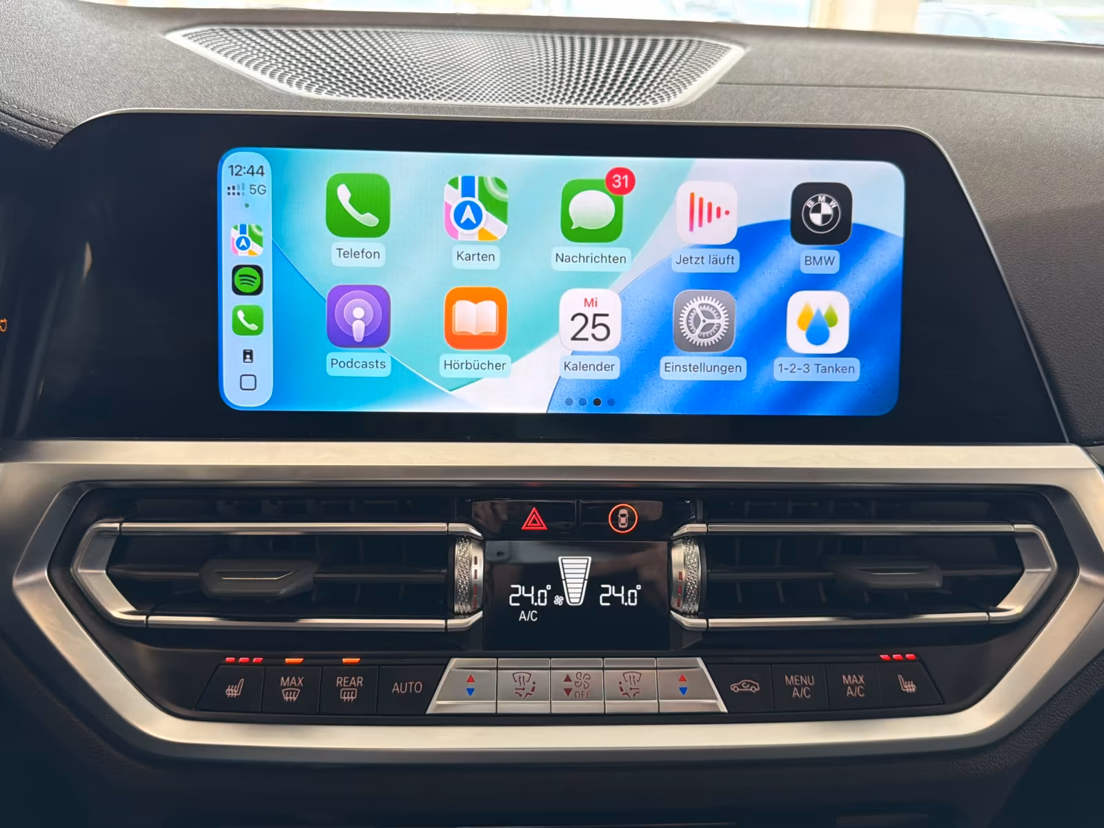 BMW 320 320d Luxury Line Touring