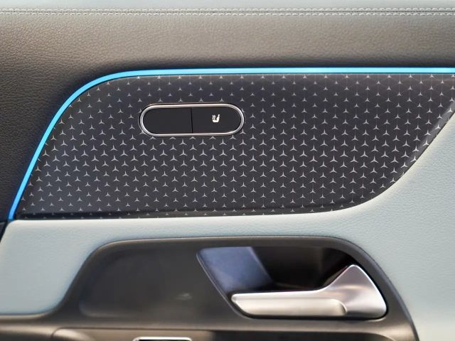 Mercedes-Benz EQA 350 4MATIC AMG Line