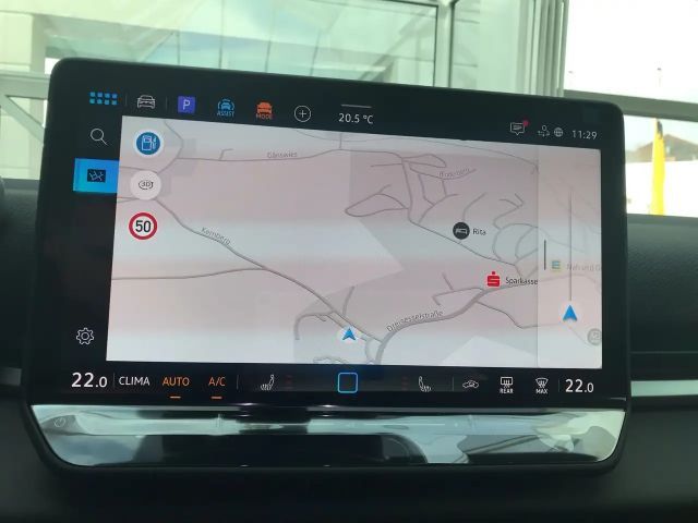 Volkswagen T-Roc 1.5 eTSI IQ.Drive R-Line