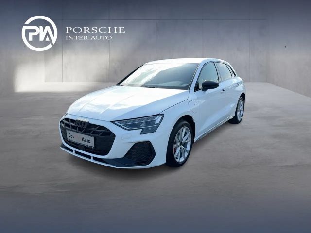 Audi A3 45 TFSI Hybride S-Line Sedan