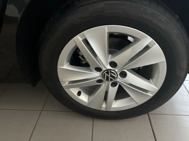 Volkswagen Golf 1.5 TSI Life