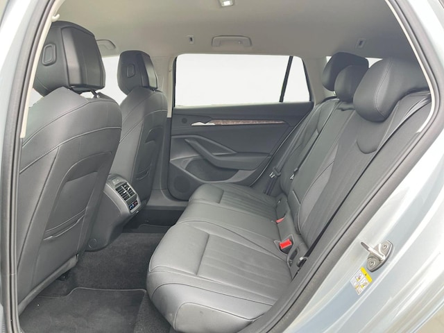 Skoda Superb 2.0 TDI Combi