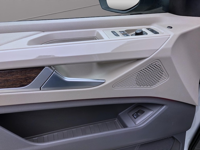 Volkswagen Multivan 2.0 TDI DSG Lang Style T7