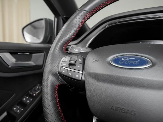 Ford Focus EcoBoost ST Line