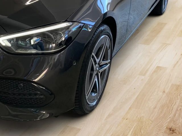 Mercedes-Benz C 300 AVANTGARDE Sedan