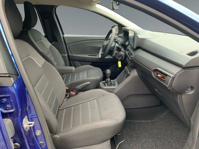 Dacia Sandero Essential Stepway TCe 90