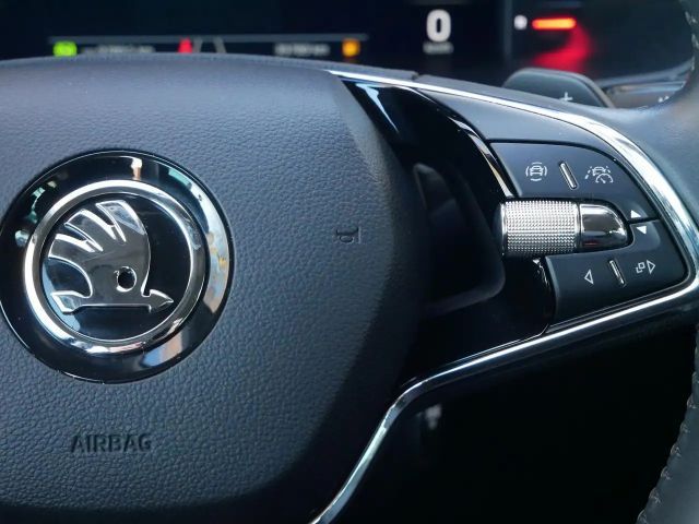 Skoda Superb 1.5 TSI Ambition Combi