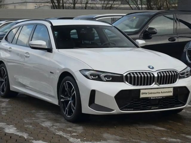 BMW 320 320e M-Sport Touring