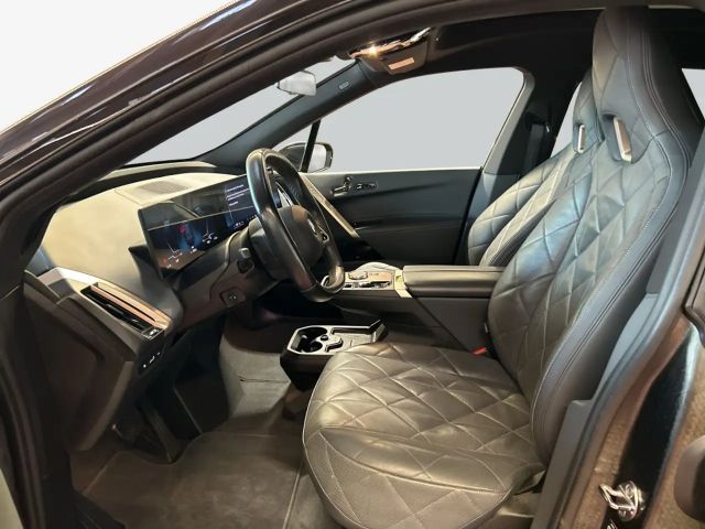 BMW iX xDrive40