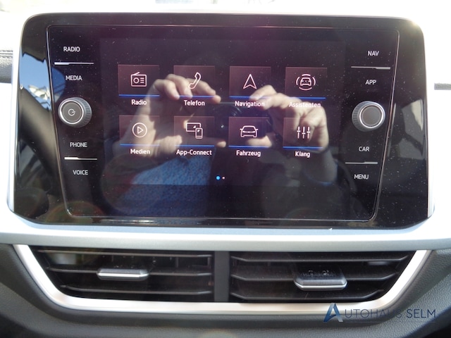 Volkswagen T-Roc 1.5 TSI DSG Goal AHK-abnehmbar Navi LED ACC