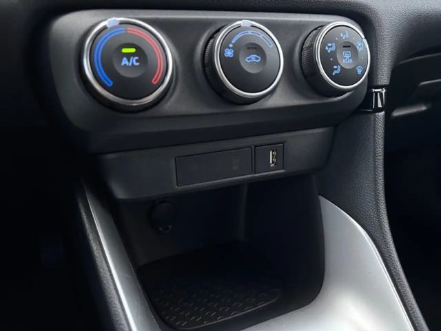 Toyota Yaris 1.0 VVT-i Comfort Hatchback