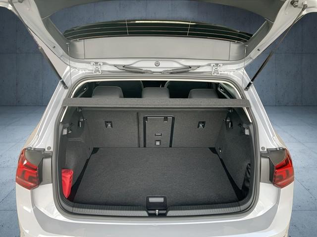 Volkswagen Golf 1.5 eTSI DSG Golf VIII Life