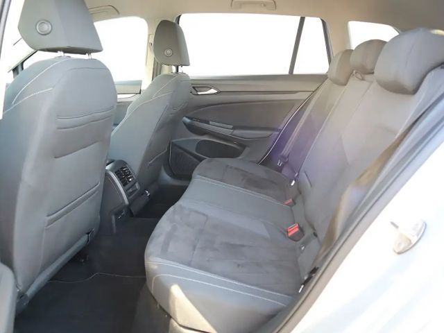 Volkswagen Golf DSG Life Variant