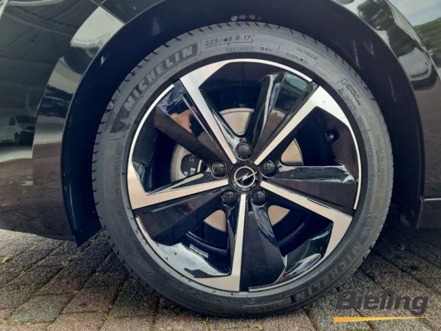 Opel Astra 1.2 Turbo Edition Turbo