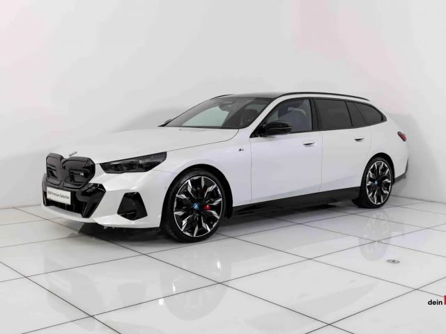 BMW i5 M60 xDrive