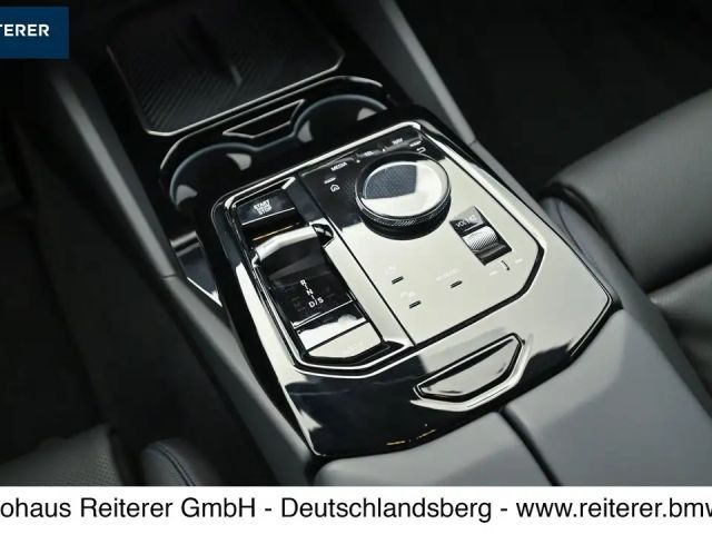 BMW 520 520d M-Sport Sedan xDrive