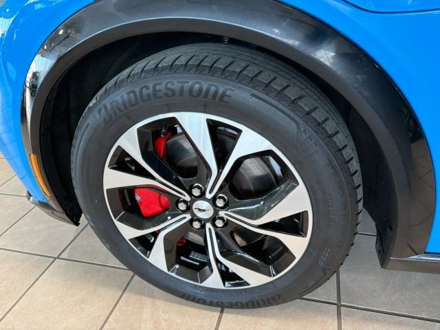 Ford Mustang Mach-E AWD Extended range