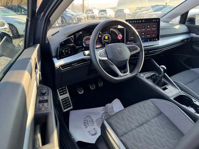 Volkswagen Golf 1.5 TSI Golf VIII