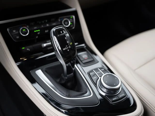 BMW 218 Active Tourer Luxury Line