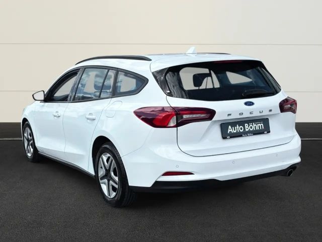 Ford Focus Cool & Connect Wagon