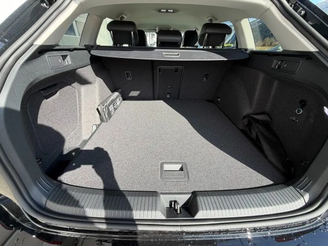 Volkswagen Golf 1.5 eTSI Life Variant