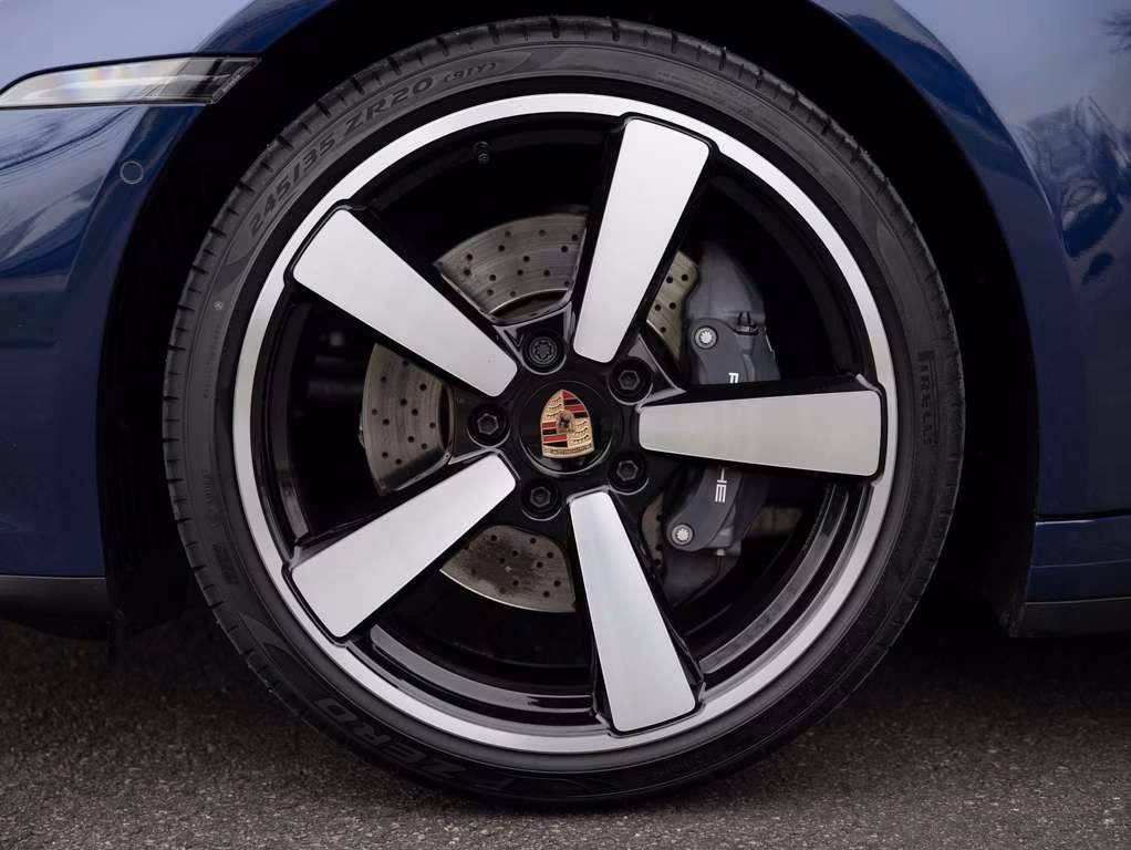 Porsche 911 992 Coupé